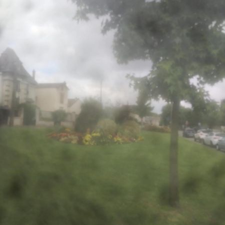 Loue Studio Propre !, Endroit Tres Calme, A 5 Minutes Gare Mantes La Jolie, エクステリア 写真